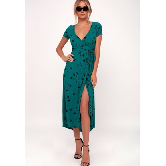 🔥🔥BILLABONG - WRAP ME FLORAL DRESS🔥🔥 - Picture 3 of 8